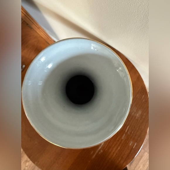 Vintage ST REGIS Blue Porecelain Vase 13.5" Hand Painted Flower Gold Busts - Picture 8 of 8